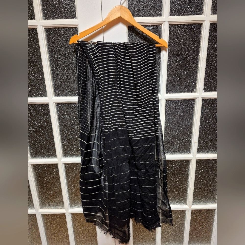 *FREE With Purchase Lululemon large scarf wrap thin